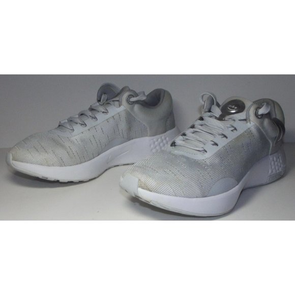 Nike Renew Serenity Run Shoes Womens Size 7 DB0522-001 Gray Running Sneakers - Picture 2 of 12